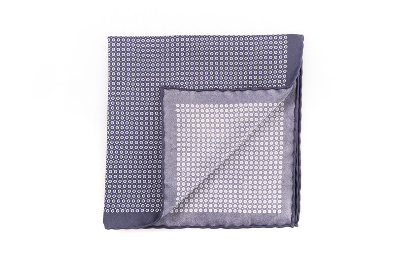 Pochette in pura seta blu notte