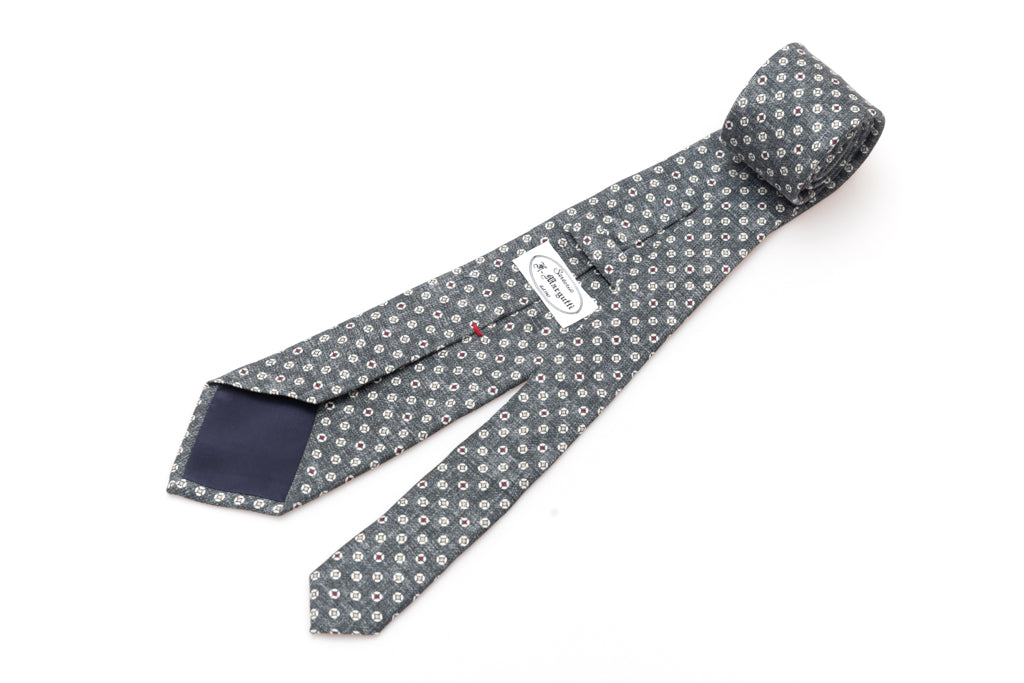 Gray tie with geometric pattern in pure silk