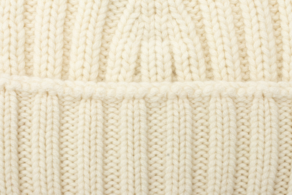 White cashmere hat