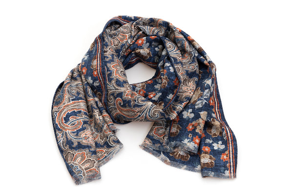 Reversible blue scarf with pure silk pattern