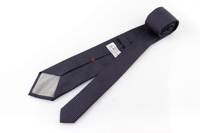 Cravatta artigianale sartoria fatta a mano blu