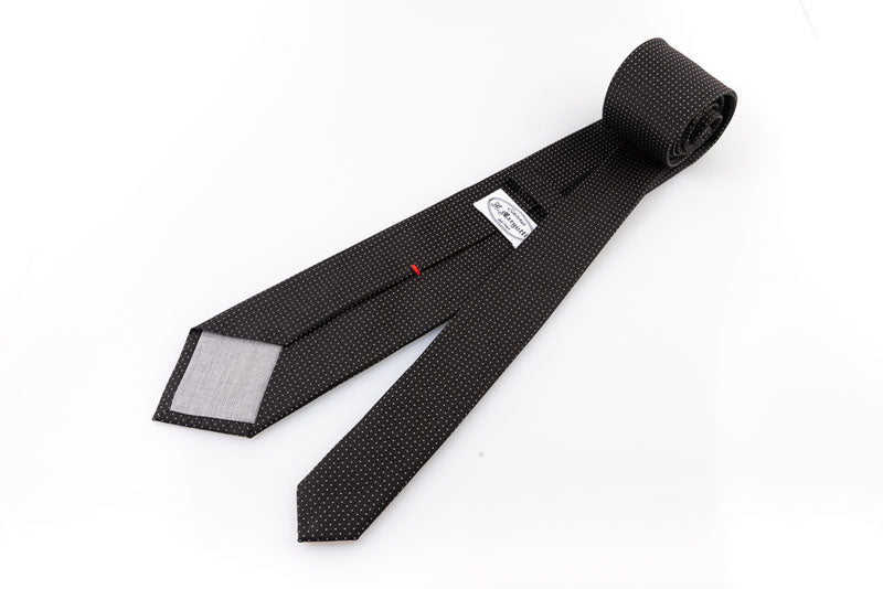 Cravatta artigianale sartoria fatta a mano nera