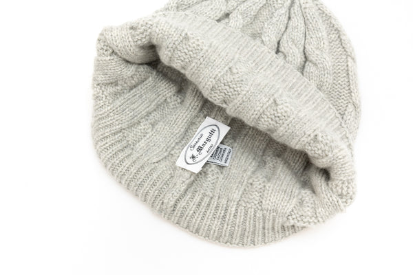Lichtgrijze kasjmier muts