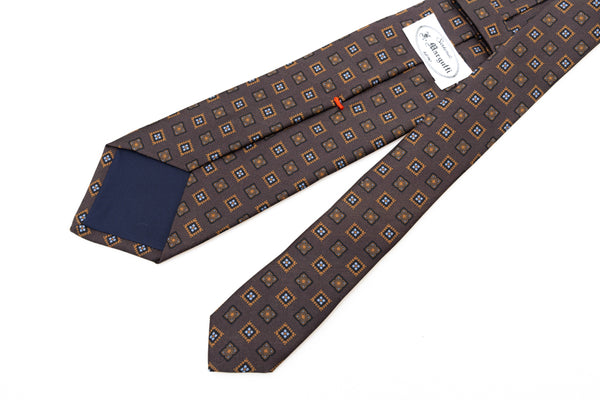 Brown tie with pure geometric silk