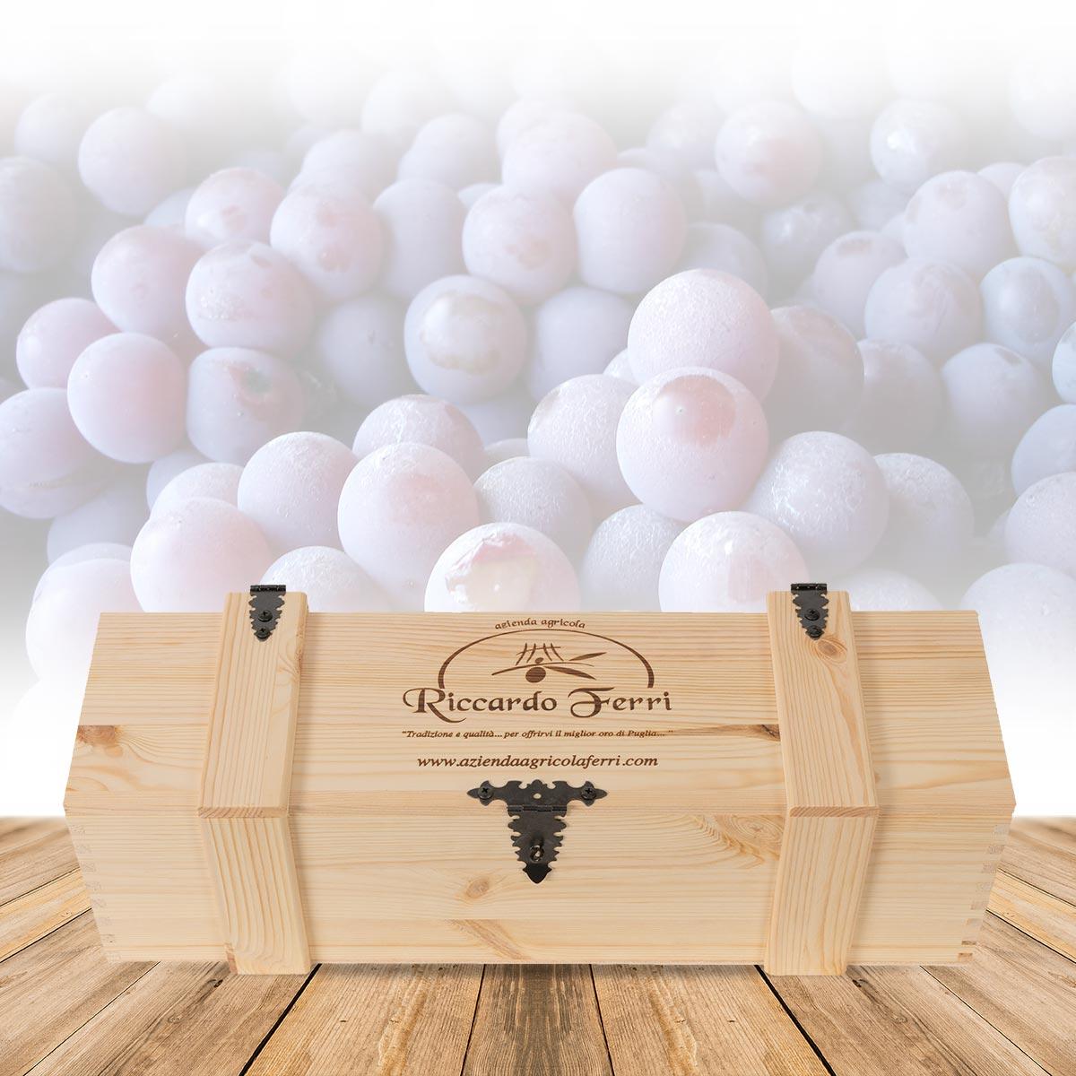 Magnum 3 Liters "Nero di Troia" IGP in pine wood case