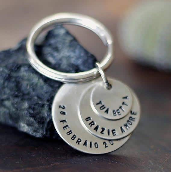 portachiavi con incisione