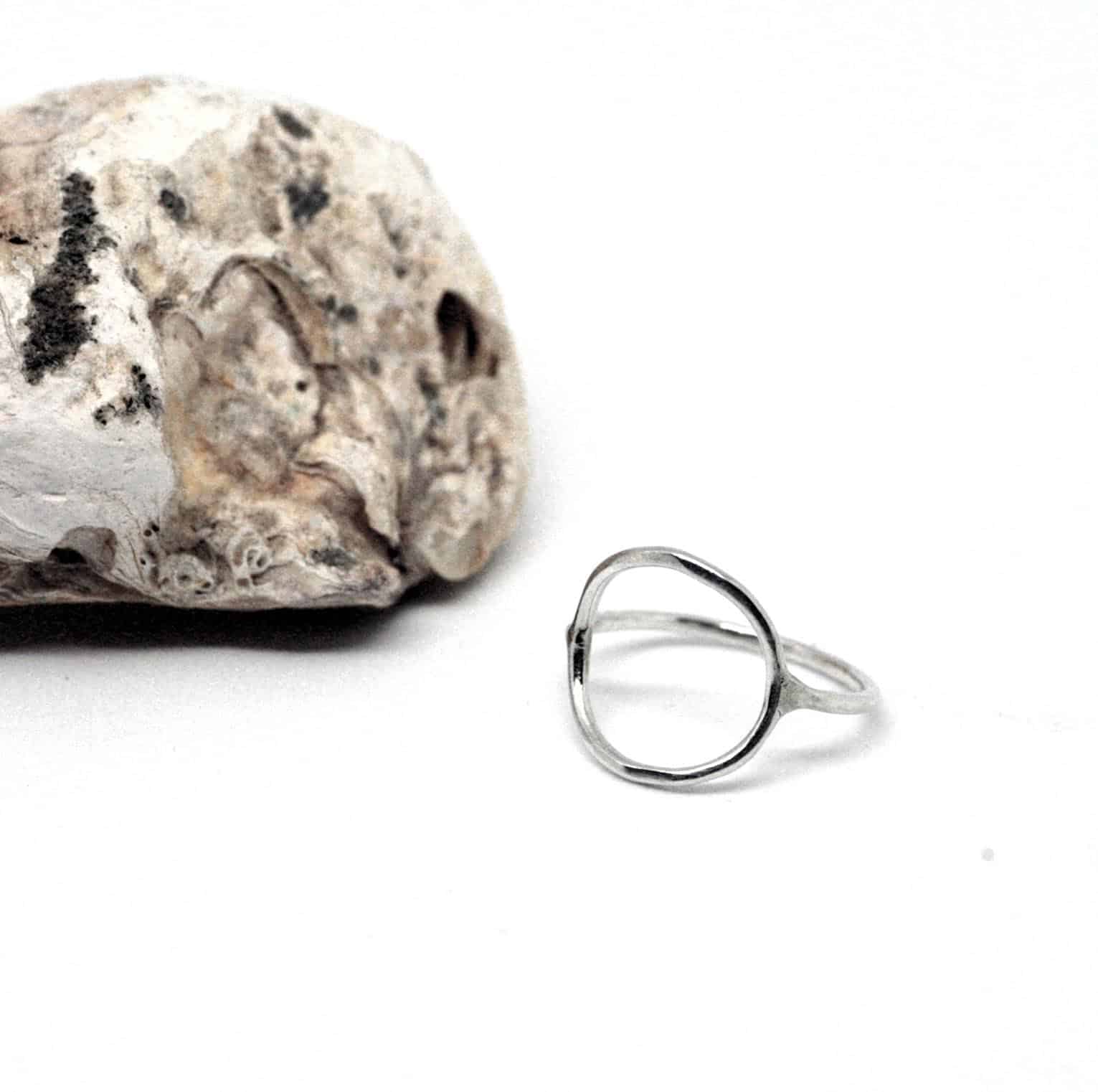 apertura-anello_karma_argento