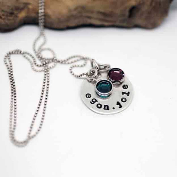 THE NAME IN THE CIRCLE - NECKLACE WITH PENDANT, CUSTOM ENGRAVING