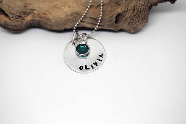 THE NAME IN THE CIRCLE - NECKLACE WITH PENDANT, CUSTOM ENGRAVING