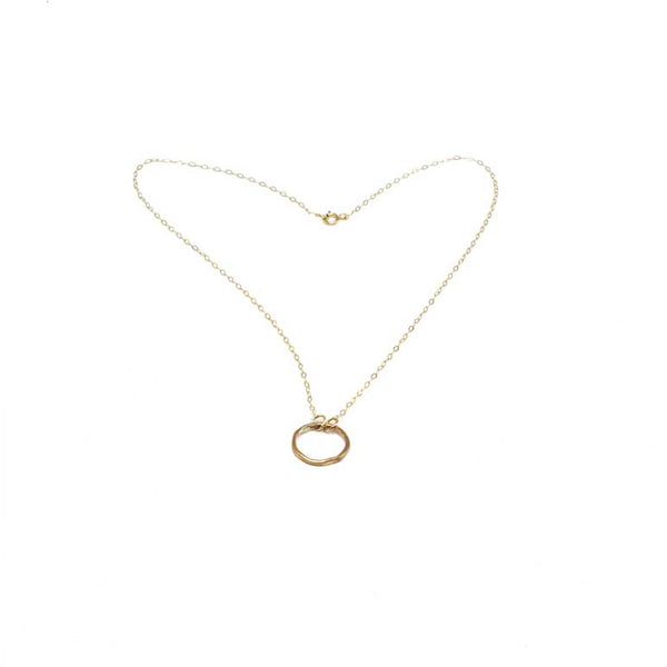 collana con cerchio in oro