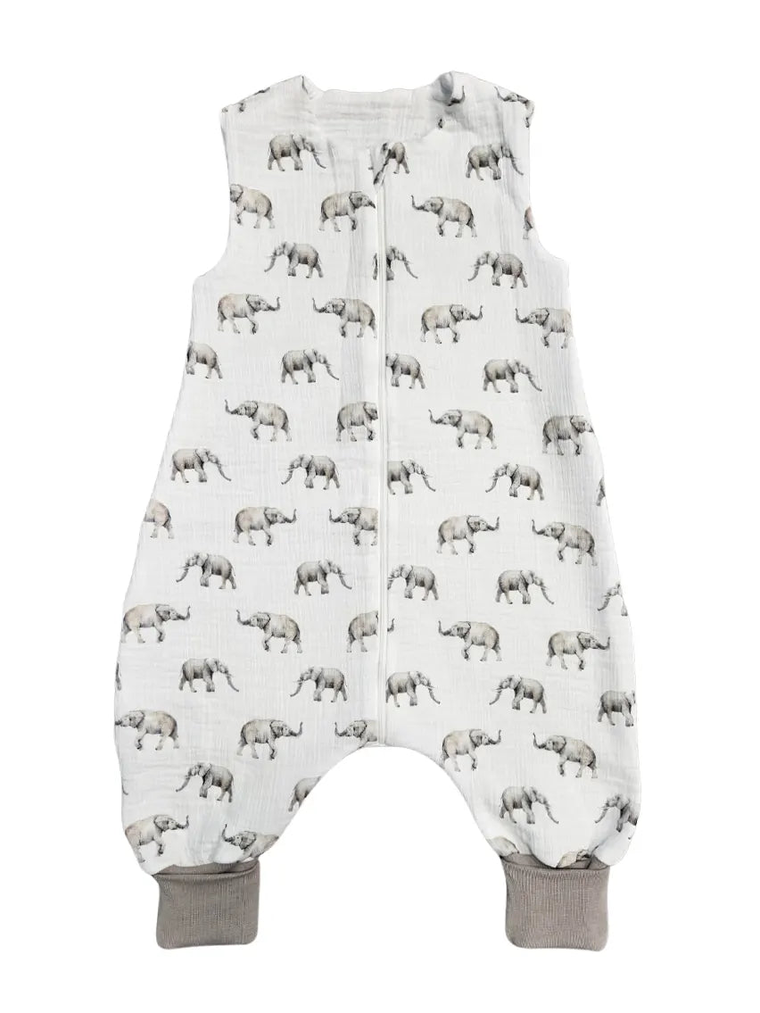 Muslin two-layer summer sleeping bag with legs – Grey elephants