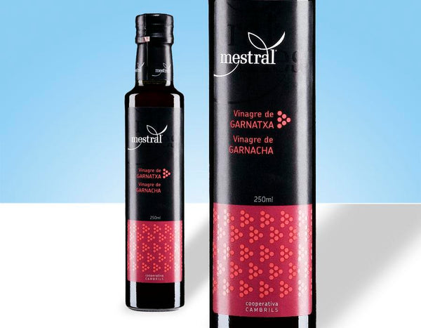 Botella de 250 ml de Vinagre de Garnacha Mestral con dosificador