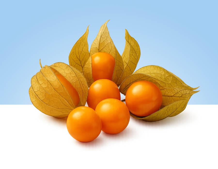 Physalis o alquequenje fresco en bandejita