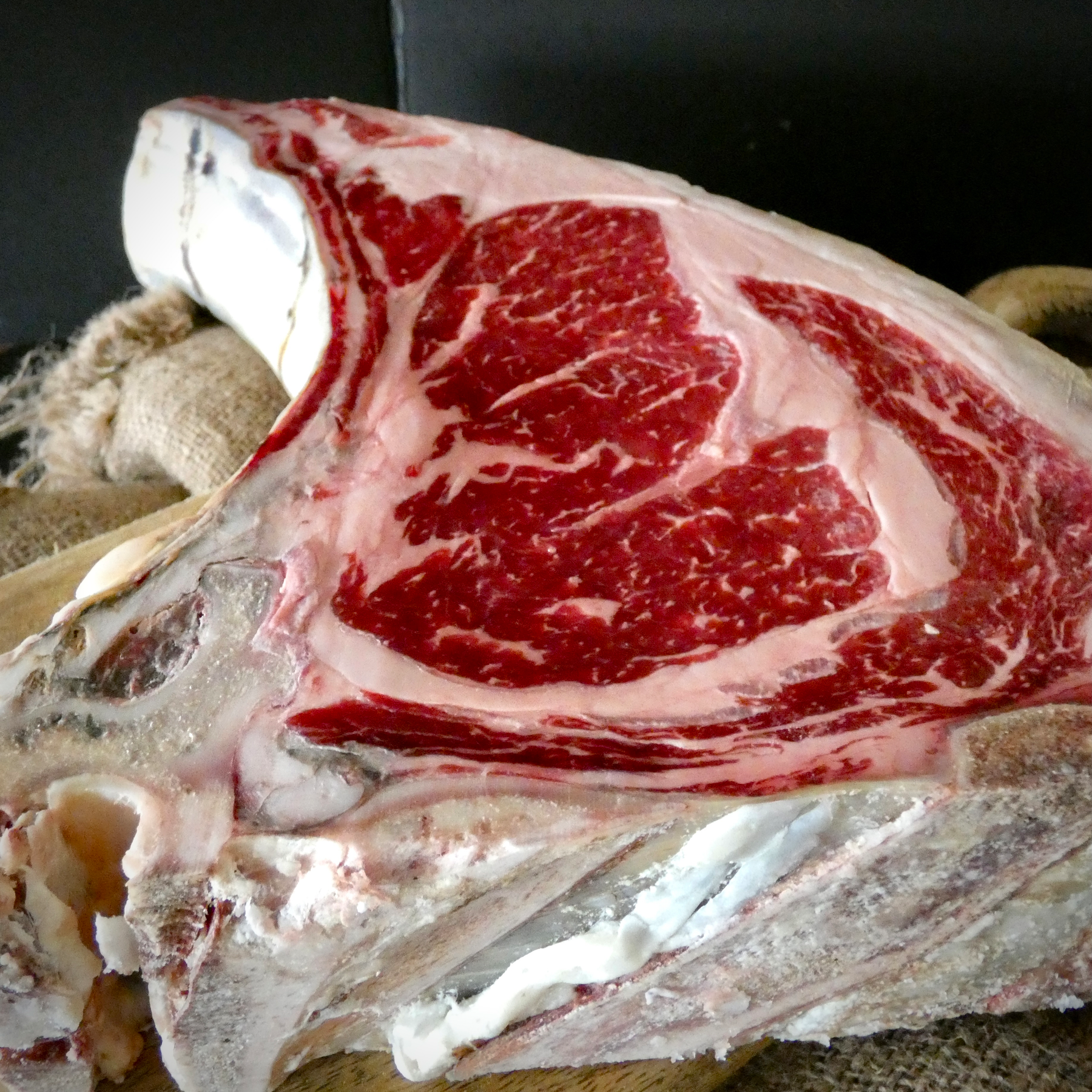 OFERTA DE COSTILLA DE RES