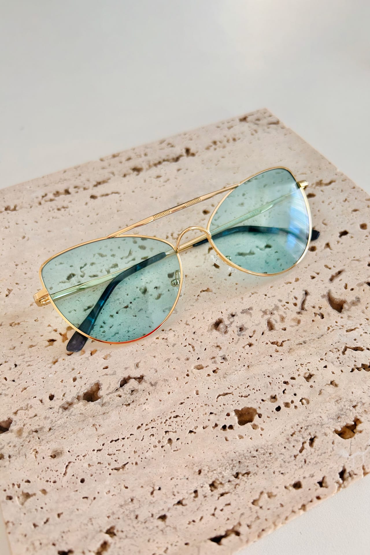 Sunglasses AGNETHA T B4