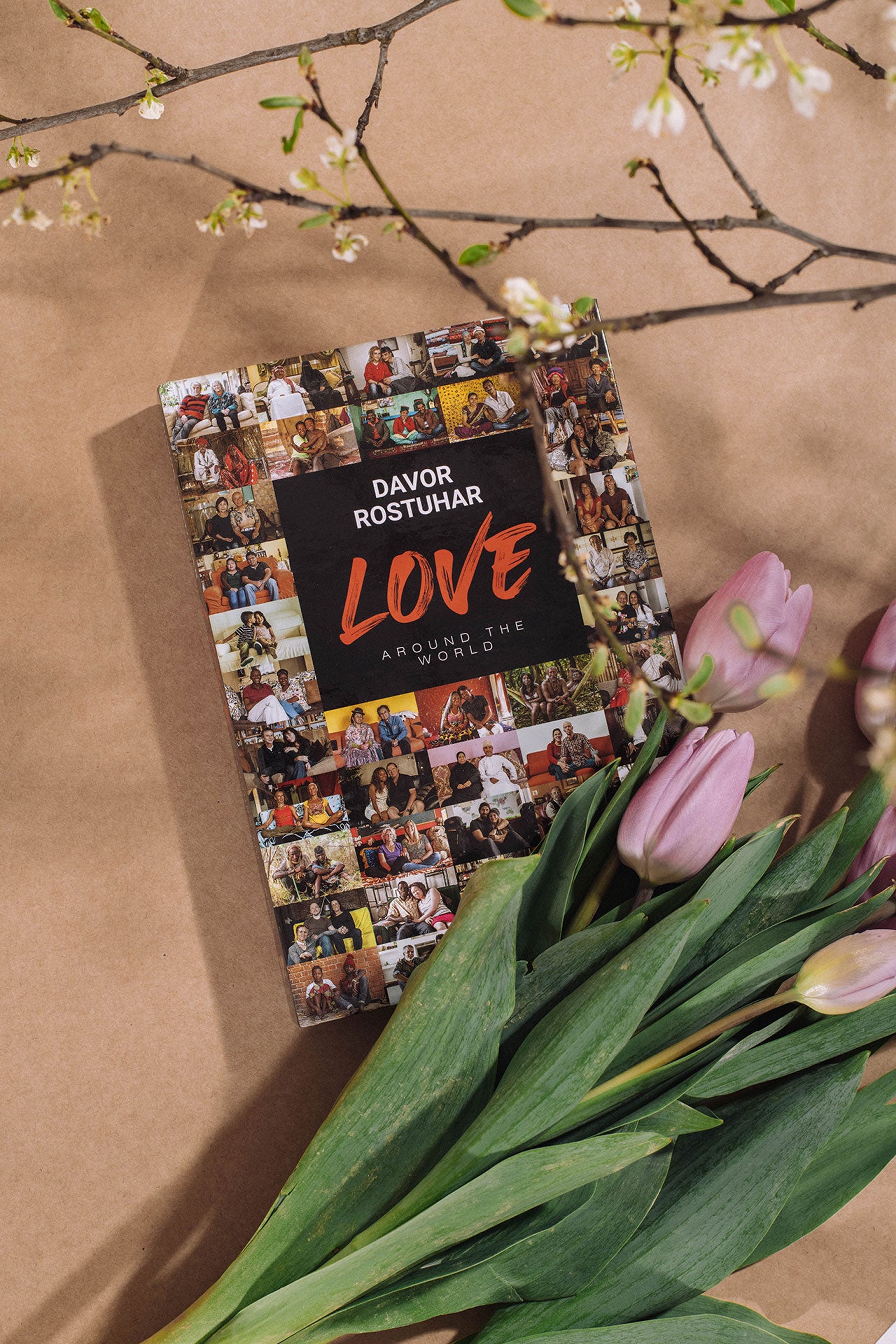 Davor Rostuhar – Love Around the World (EN)