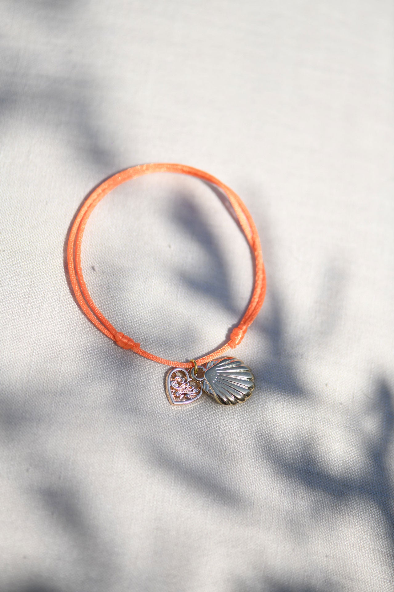 Narukvica od školjke kapice