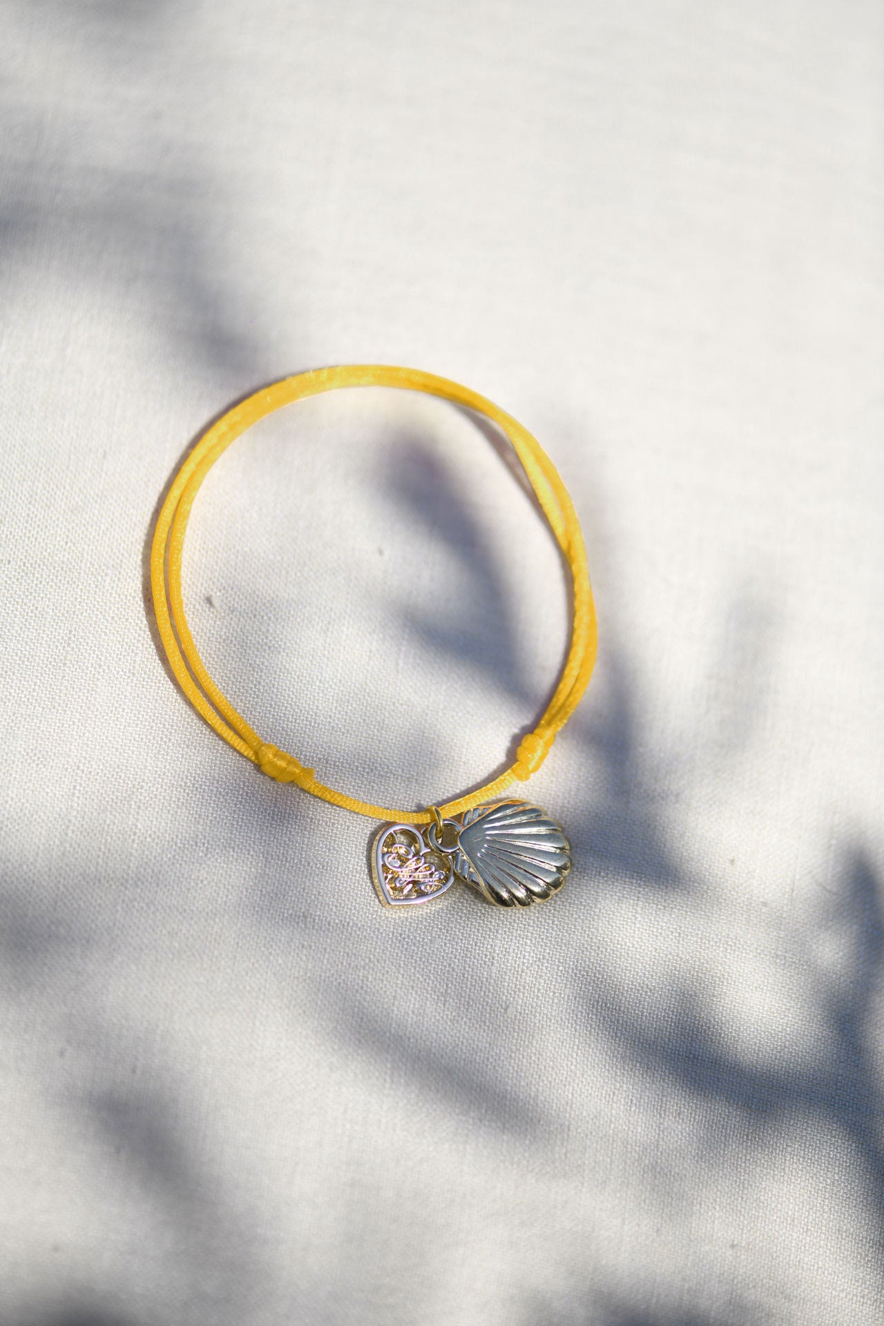 Narukvica od školjke kapice