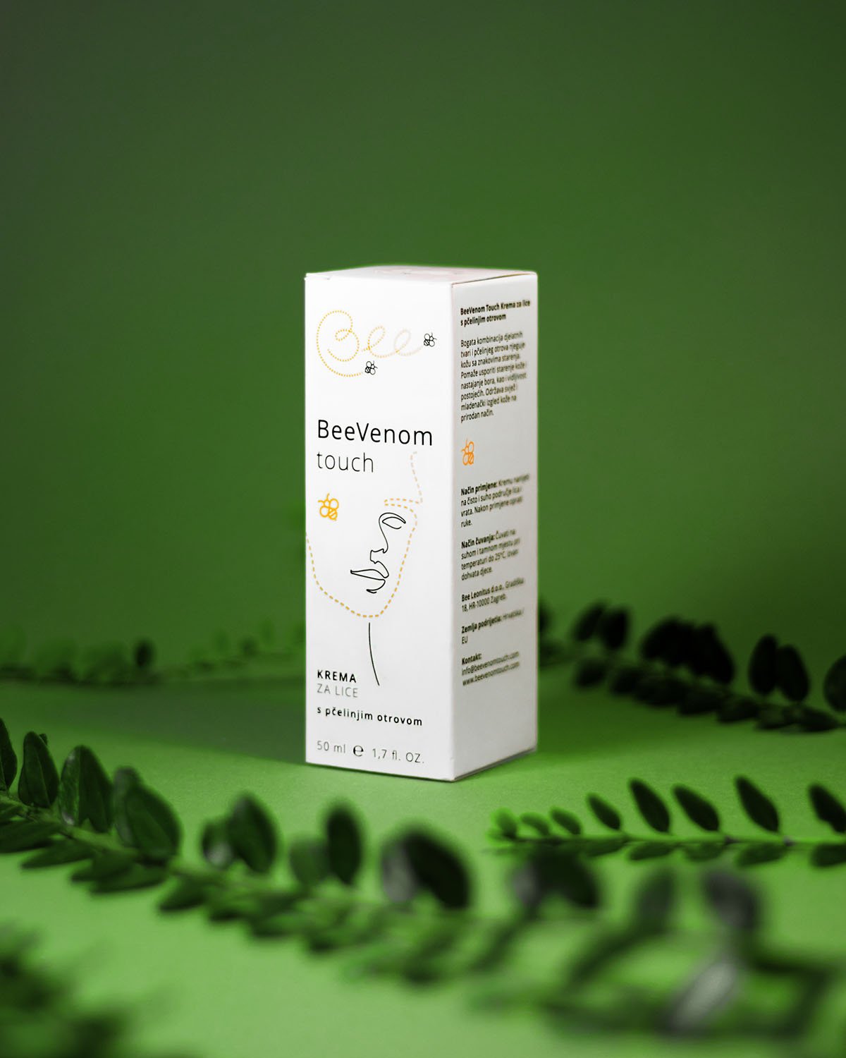 Face cream with bee venom