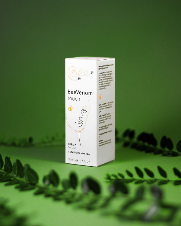 Face cream with bee venom
