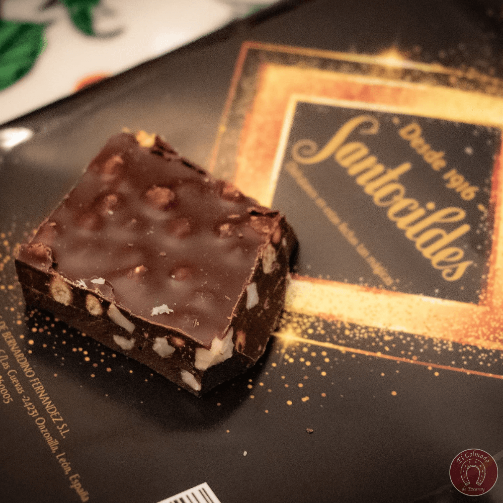 Turrón de chocolate 75% con naranja Santocildes