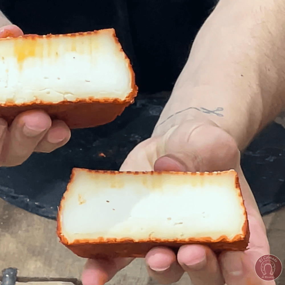 Queso cabra al pimentón dulce. Roca de Cabra, La Rioja.