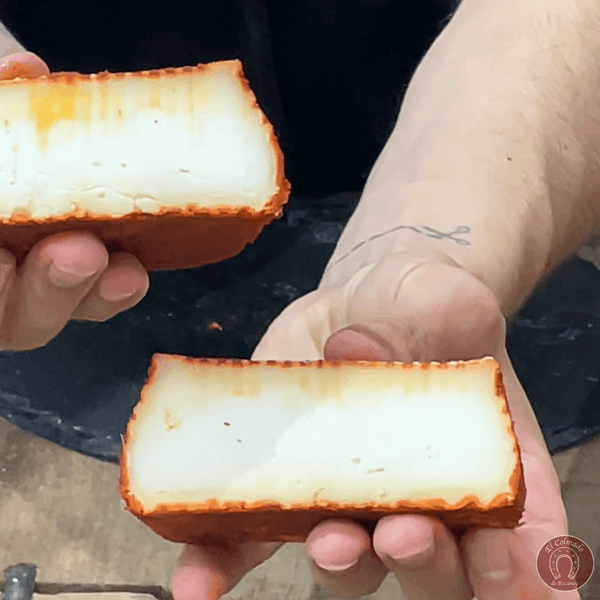 Queso cabra al pimentón dulce. Roca de Cabra, La Rioja.