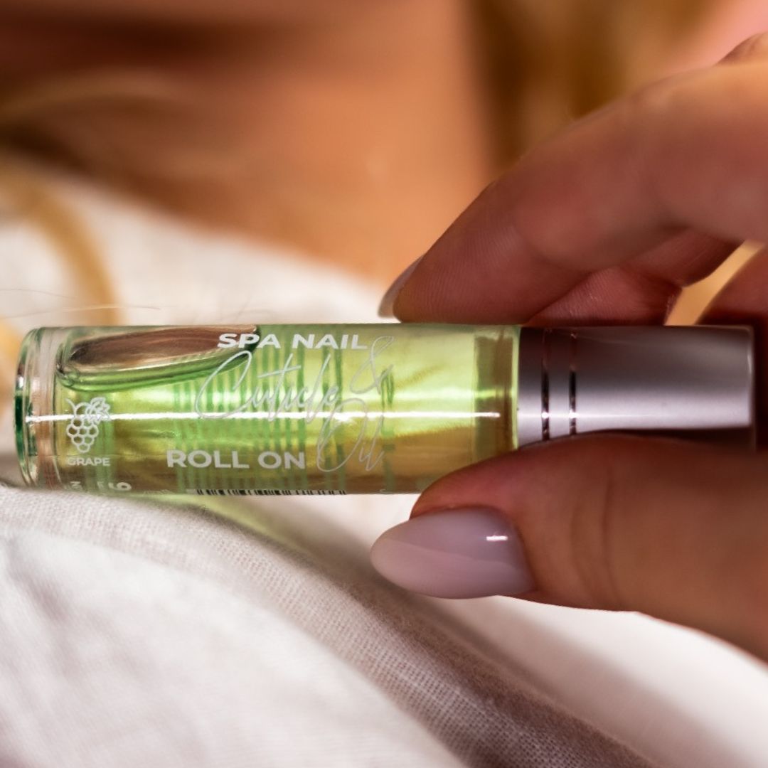 SPA Nail & Cuticle Oil Roll On – Grape 9ml