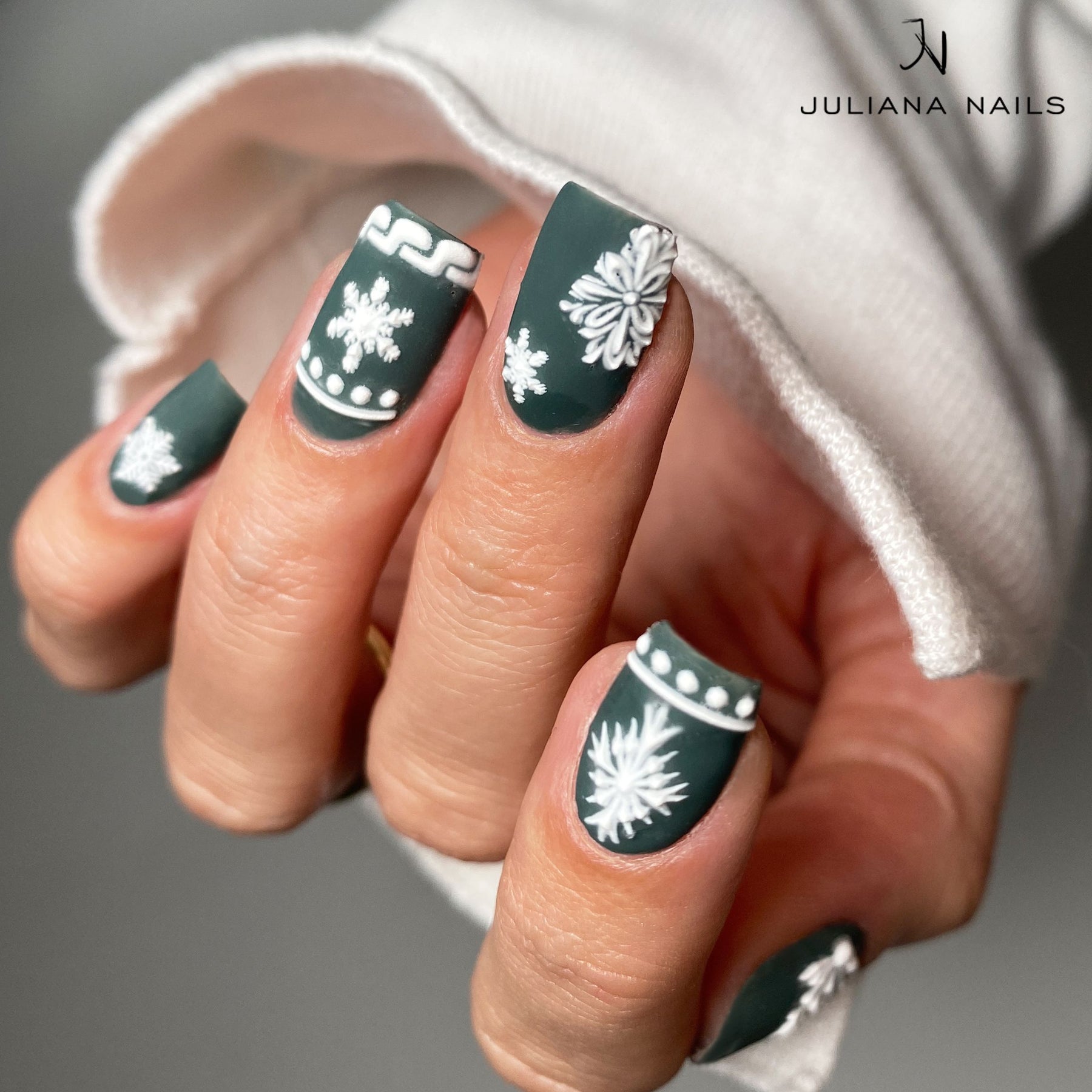 5D Nail Sticker – Winter Day
