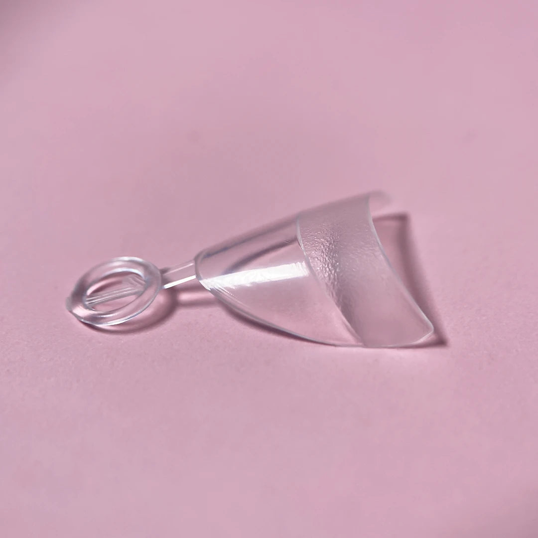 Press-On Halfcover Tips Transparent – Almond - Medium (120 pcs.)