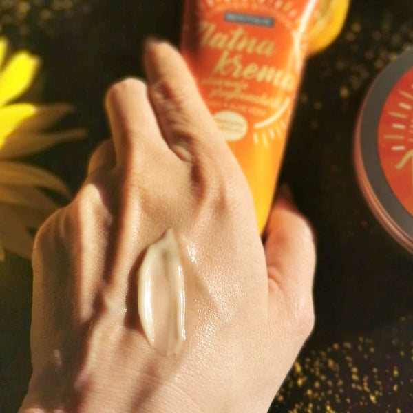 BIOVITALIS® Zlatna krema za očuvanje preplanulosti ugodna je za cijelo tijelo