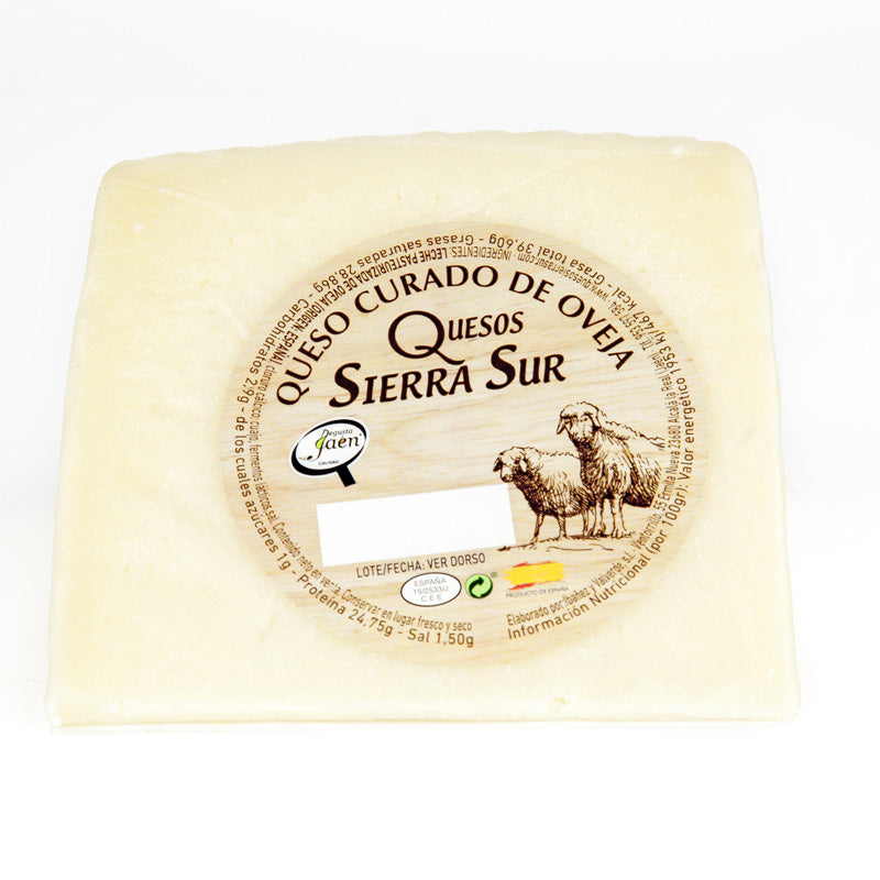 Cuña de queso de oveja curado