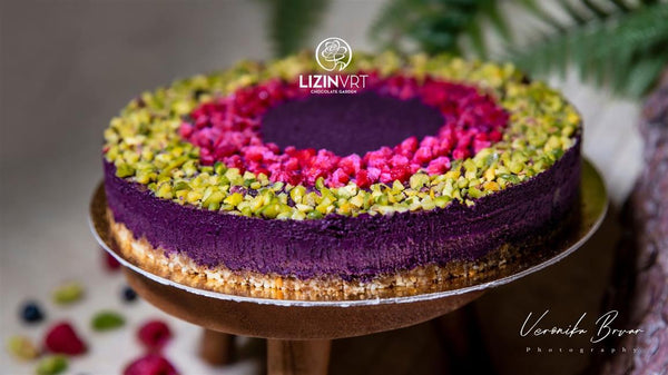 EKO PRESNA TORTA - gozdna borovnica / ORGANIC RAW CAKE - forest blueberry