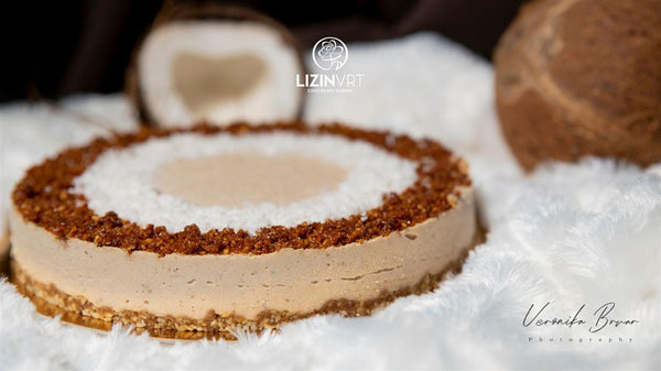 BIO PRESNA TORTA kokos / ORGANIC RAW CAKE coconut