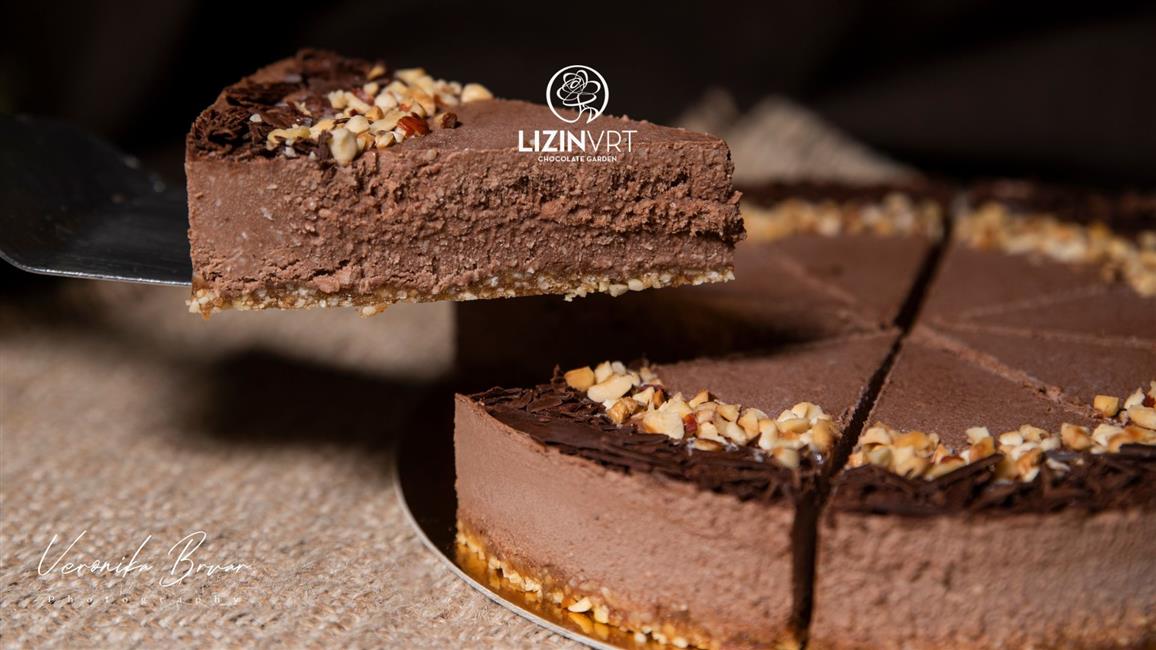 BIO PRESNA TORTA lešnik / ORGANIC RAW CAKE hazelnut