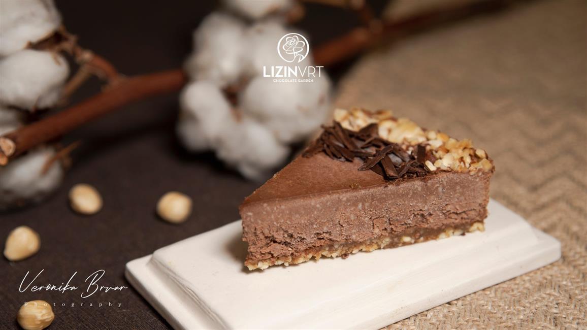 BIO PRESNA TORTA lešnik / ORGANIC RAW CAKE hazelnut