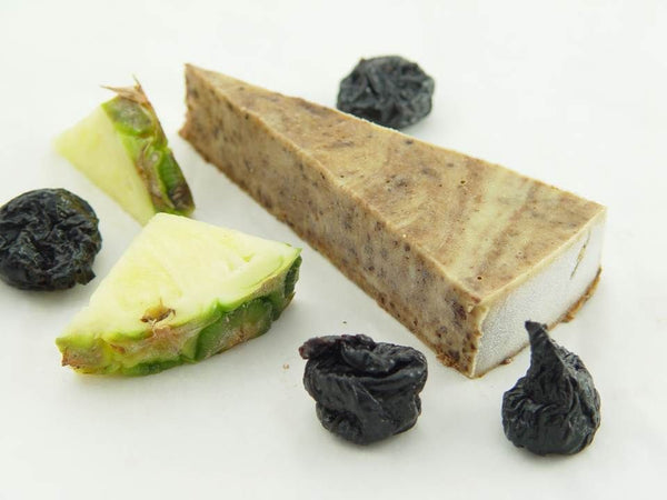 Plum- pineapple raw ice cake - big - 16 pieces (can be shipped from 15.5.-30.9.)