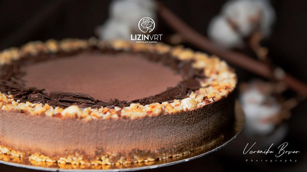 BIO PRESNA TORTA lešnik / ORGANIC RAW CAKE hazelnut