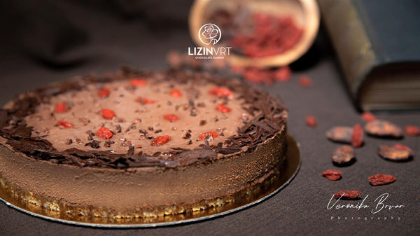 EKO PRESNA TORTA - čokolada / ORGAANIC RAW CAKE - chocolate