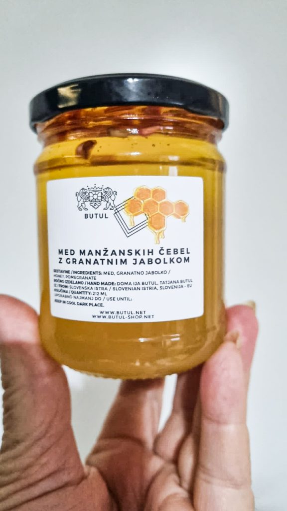 Flower Honey from Marigold Bees with Pomegranate 212 ml