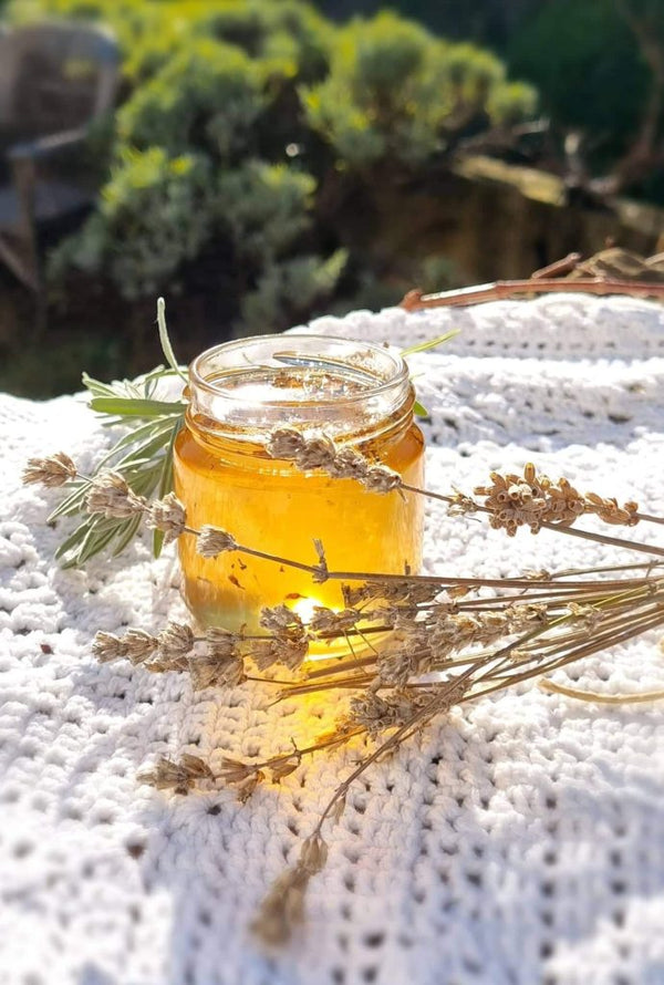 Wine Jelly with Lavender Infusion
