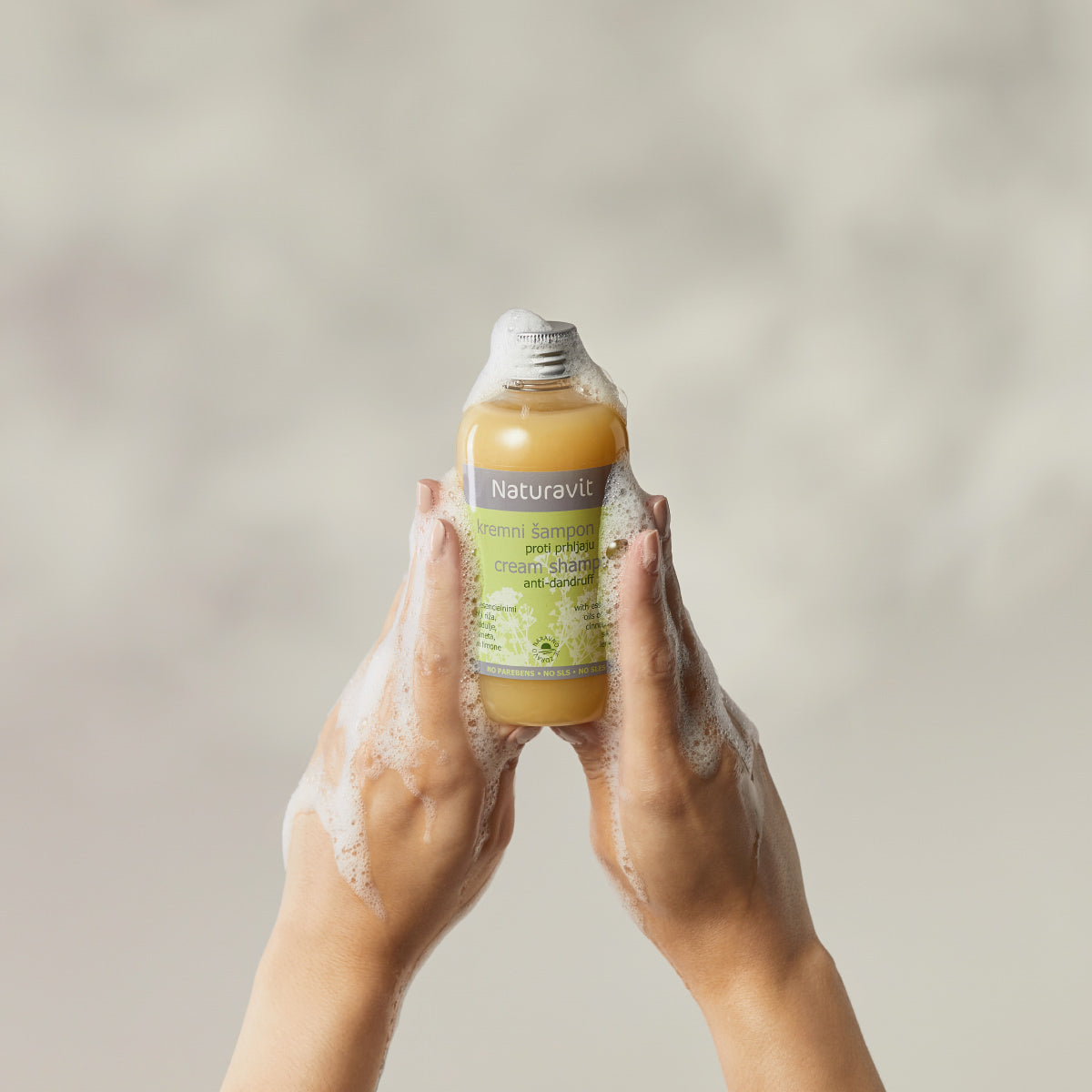 Cream Shampoo Against Dandruff