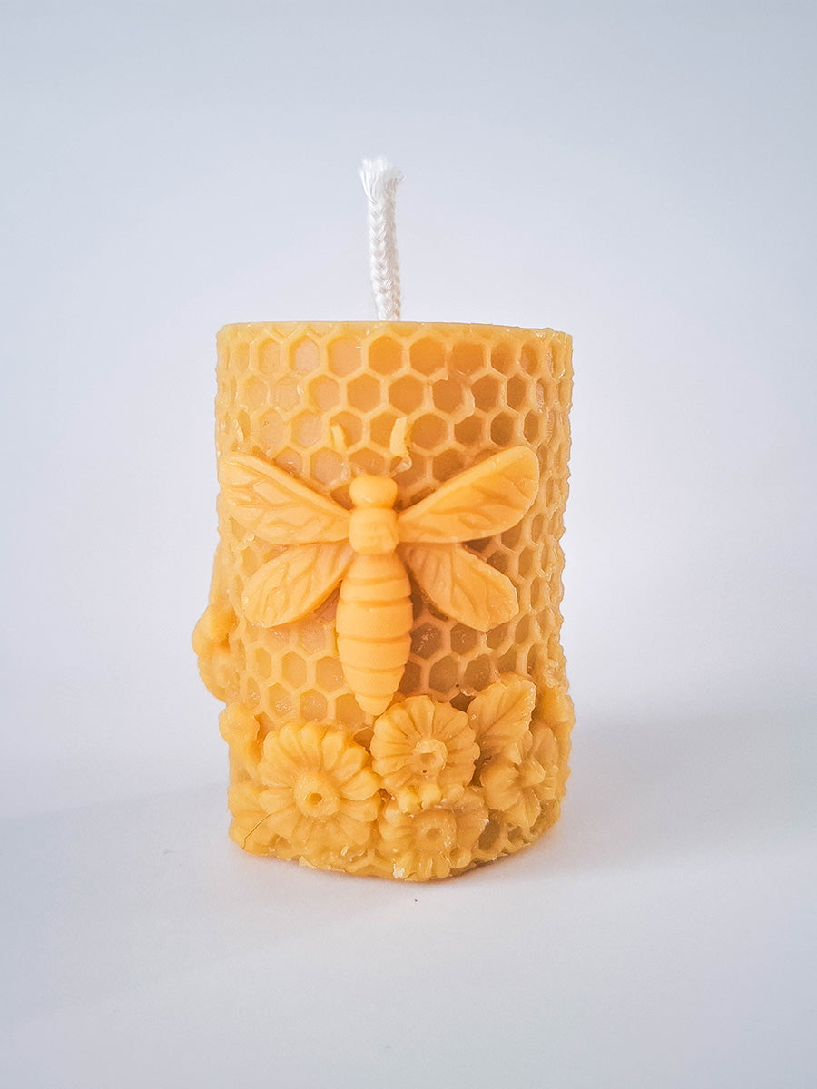Bee Wax Candle with Honeycomb
