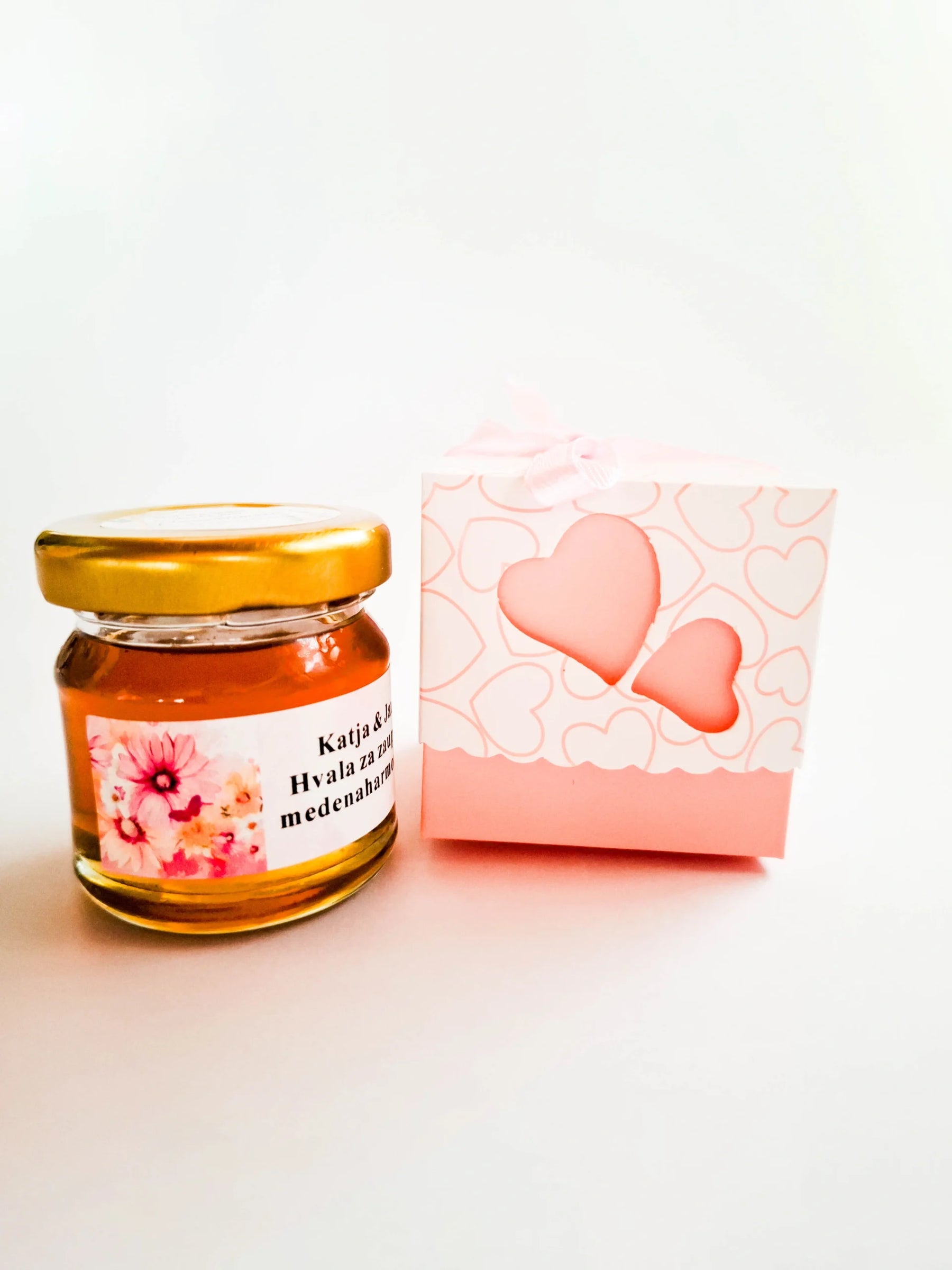 Organic Honey in Pink Box