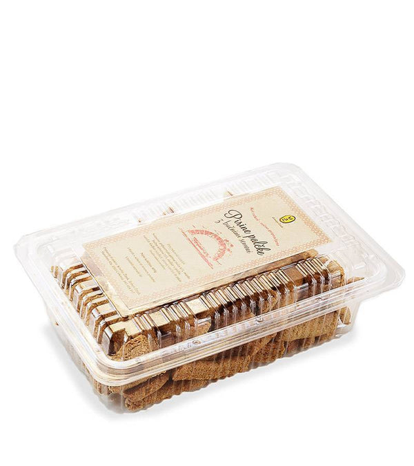 Spelt sticks with pumpkin seeds