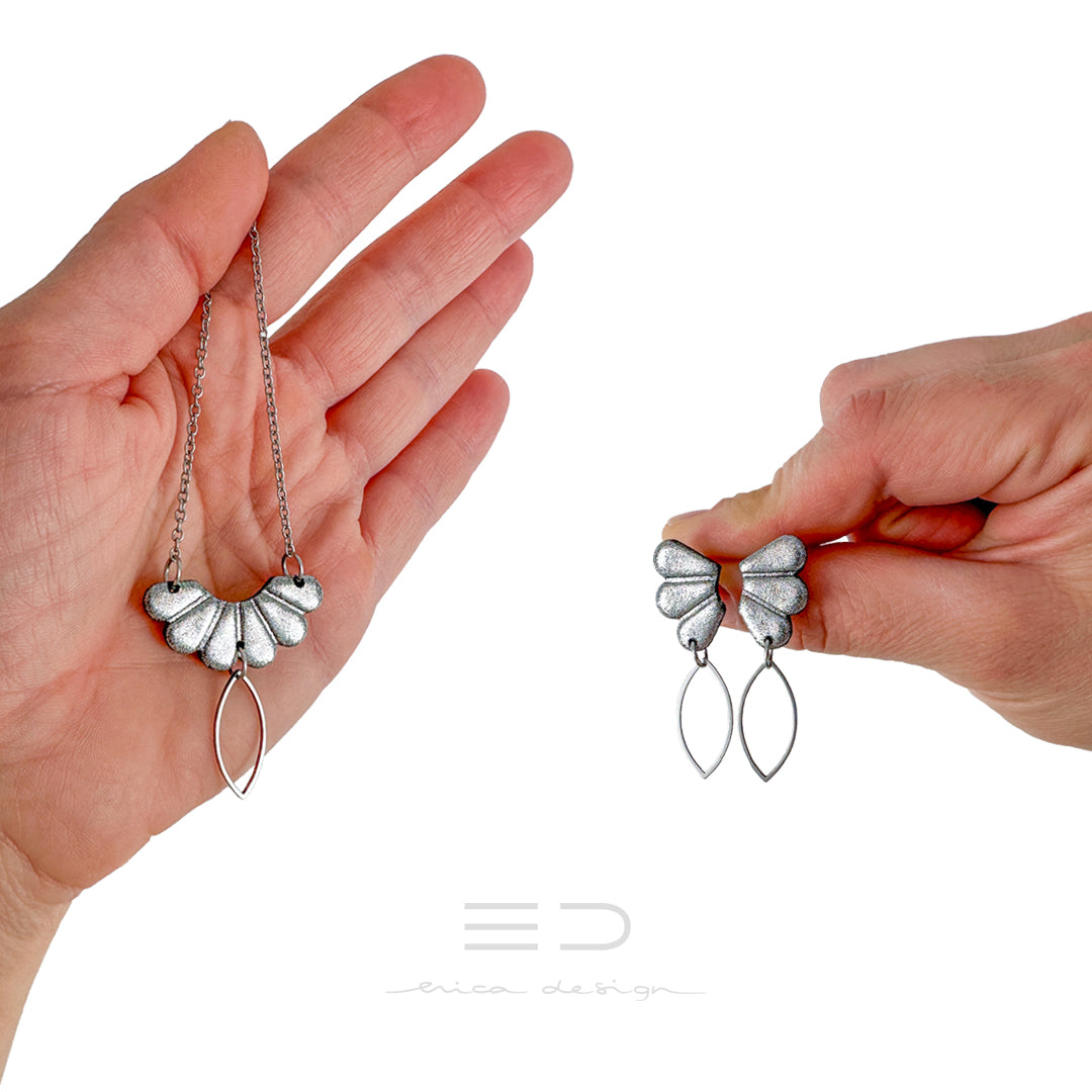 butterfly | black - silver