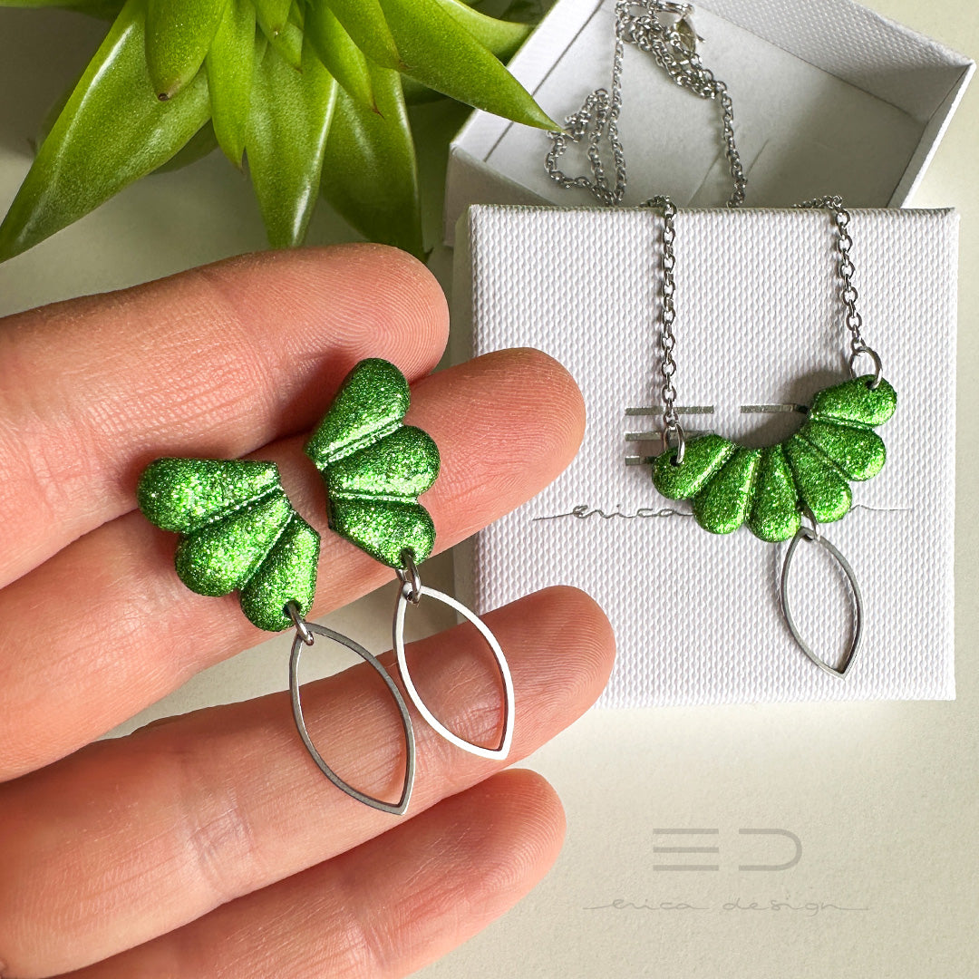 butterfly | green glitter