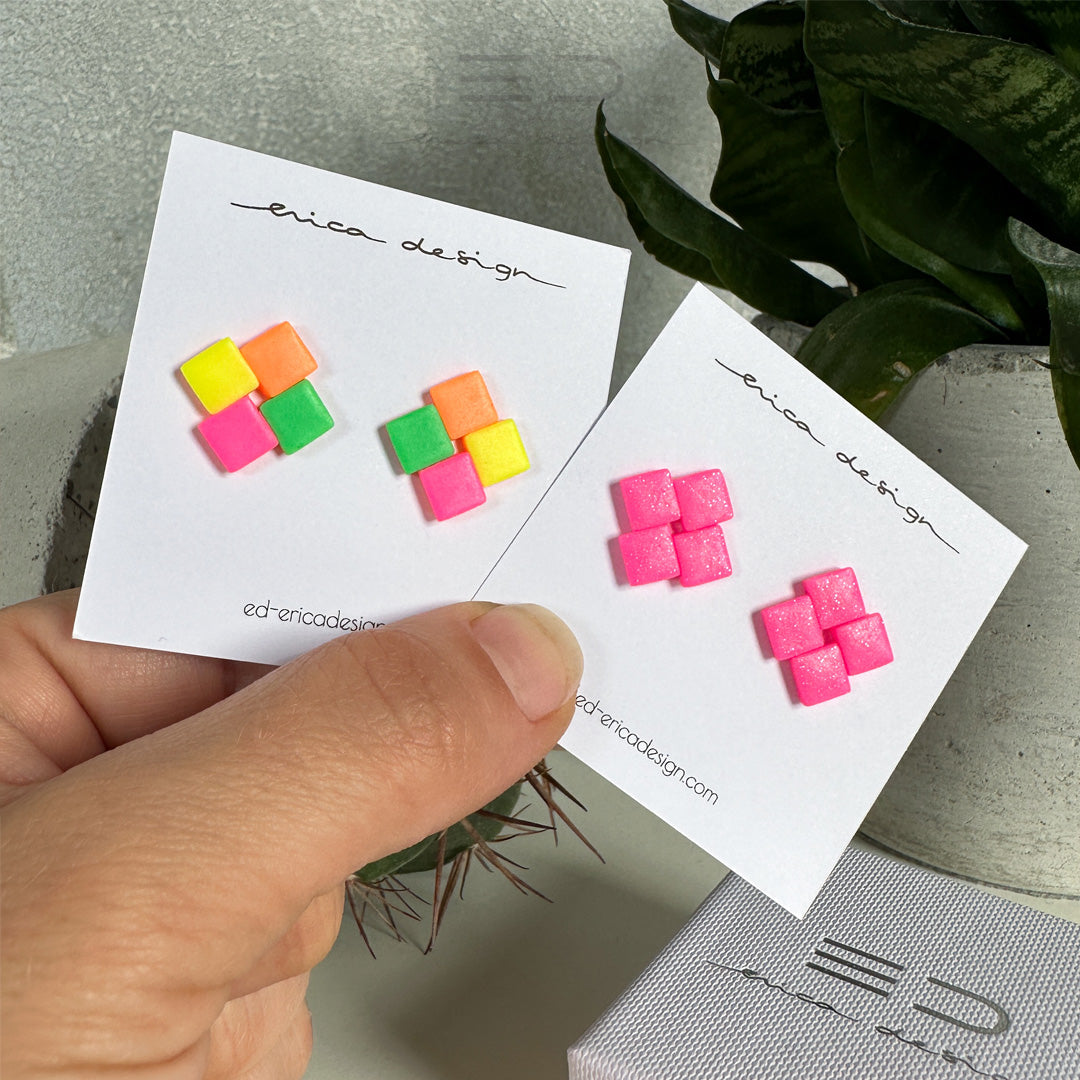 Quattro earrings | neon