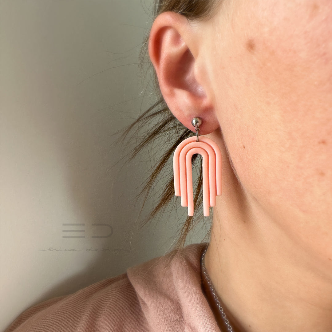 rainbow - hanging earrings | gray/apricot