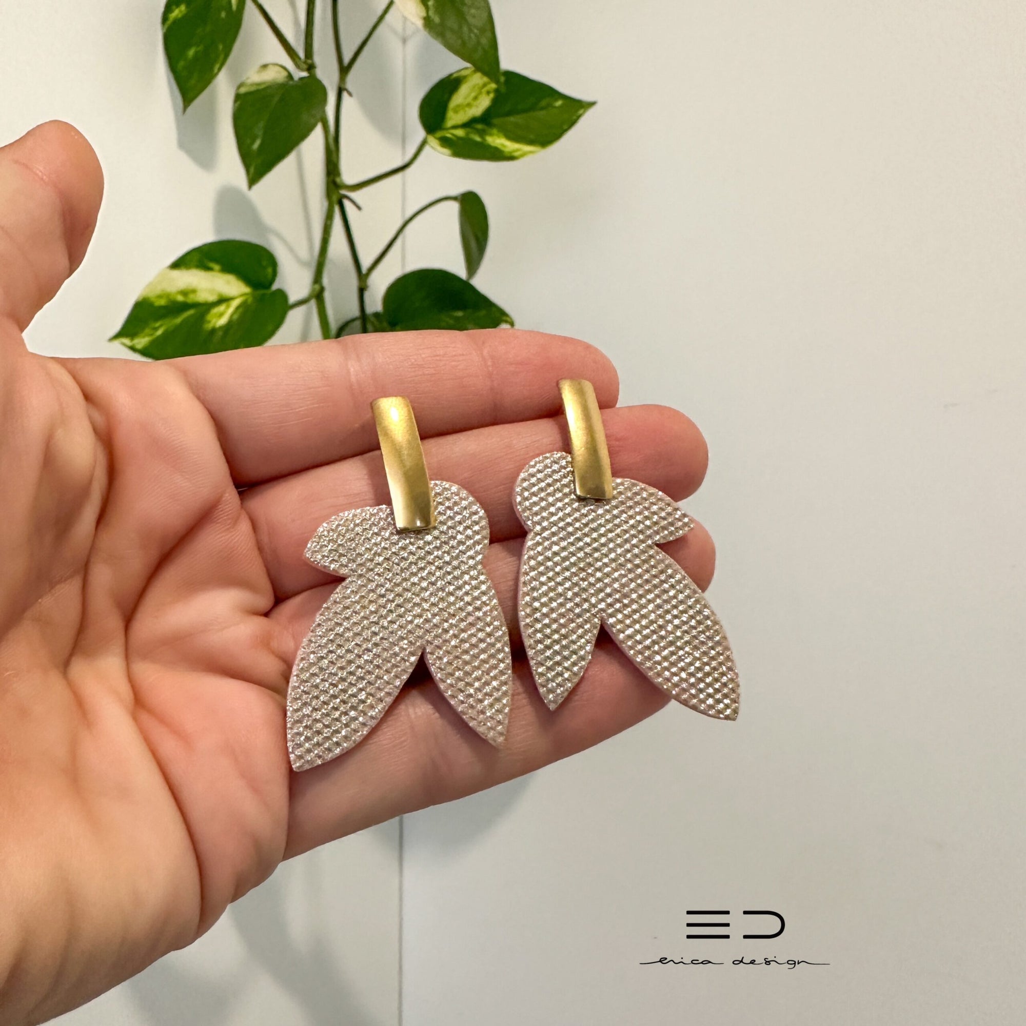 snowbell flower | drop earrings